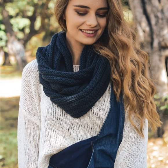 Classic Rib Knit Infinity Scarf - Picture 7 of 9